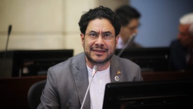 Photo of Iván Cepeda plantea posible constituyente como parte de un acuerdo nacional