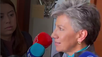 Photo of Claudia López denunció a Gustavo Petro por presunta participación indebida en política